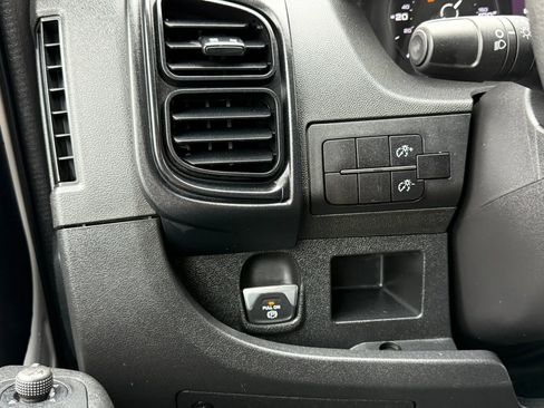 Used 2023 RAM ProMaster 1500 FWD image 21
