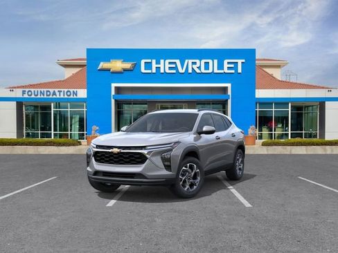 New 2026 Chevrolet Trax LT w/ LT Convenience Package image 8
