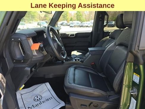 Used 2025 Ford Bronco Outer Banks image 10