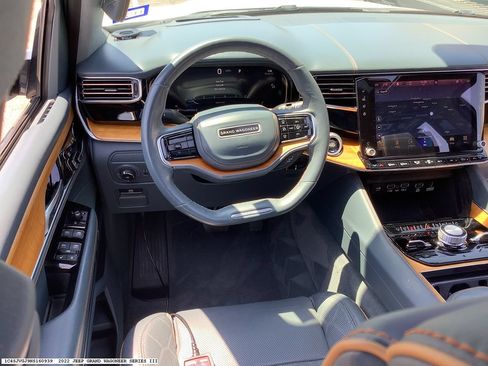 Used 2022 Jeep Grand Wagoneer Series III w/ Rear Seat Video Group 1 AWD/4WD image 9
