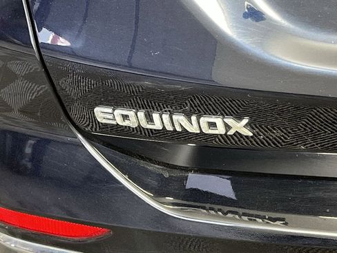 Used 2021 Chevrolet Equinox LT AWD/4WD image 25