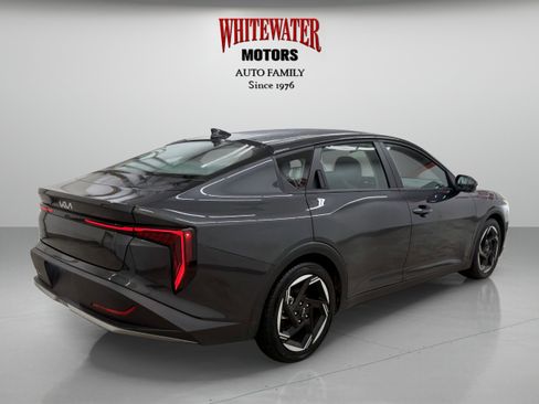 Used 2025 Kia K4 EX image 4