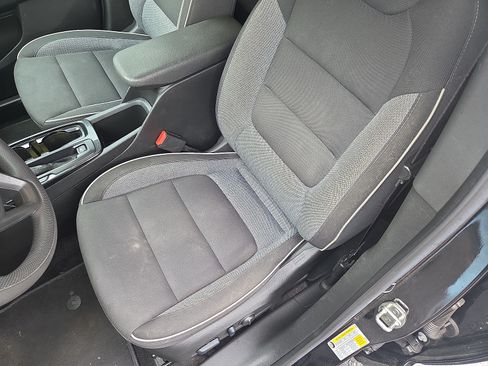 Used 2022 Chevrolet TrailBlazer LT w/ Convenience Package AWD/4WD image 13