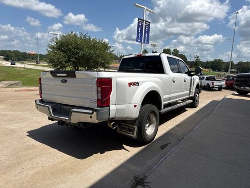 Used 2022 Ford F350 Lariat w/ Lariat Value Package AWD/4WD image 7