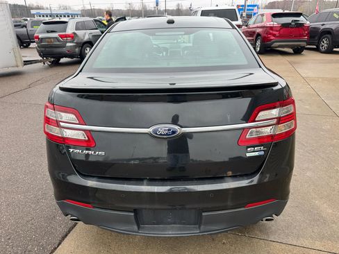 Used 2013 Ford Taurus SEL image 6