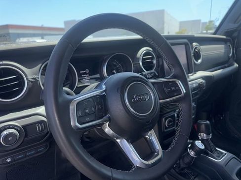 Used 2023 Jeep Wrangler Unlimited Sahara AWD/4WD image 10