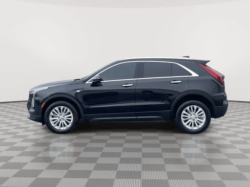 Used 2024 Cadillac XT4 Luxury w/ Cold Weather Package AWD/4WD image 5