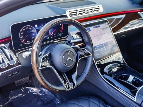 Used 2024 Mercedes-Benz S 580 4MATIC Sedan image 22