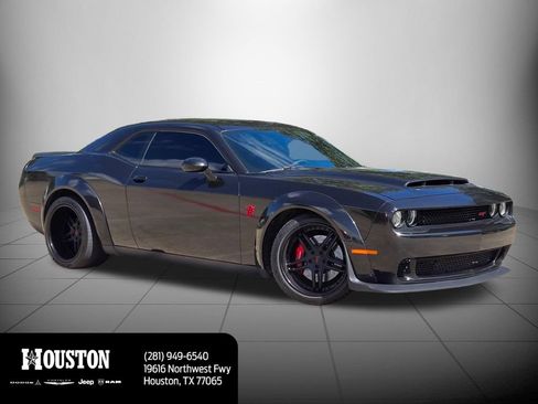 Used 2018 Dodge Challenger SRT Demon RWD image 3