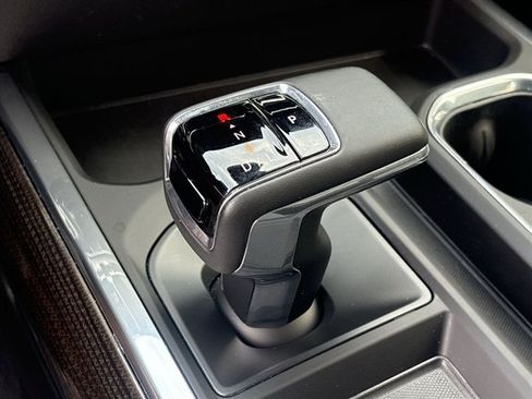 Certified 2025 Chevrolet Silverado 1500 LT Trail Boss w/ LT Trail Boss Premium Package AWD/4WD image 16