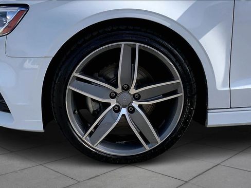 Used 2018 Audi A3 2.0T Premium Plus image 10