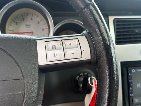 Used 2006 Dodge Magnum R/T w/ Convenience Group II image 16