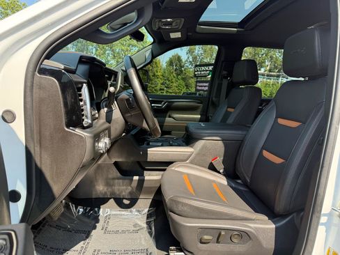 Used 2026 GMC Sierra 2500 AT4 w/ AT4 Premium Plus Package AWD/4WD image 17