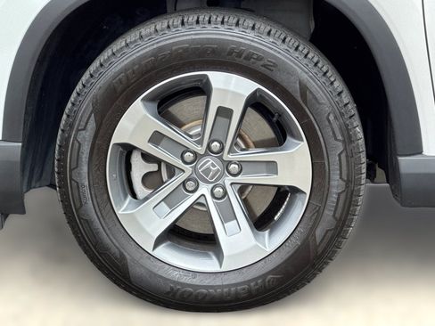 Certified 2025 Honda Pilot EX-L image 11