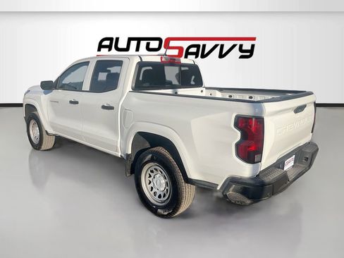 Used 2025 Chevrolet Colorado W/T RWD image 5