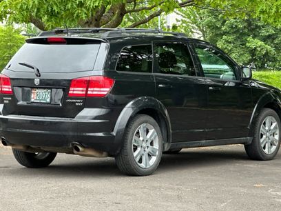 Used 2010 Dodge Journey SXT w/ Flexible Seating Group