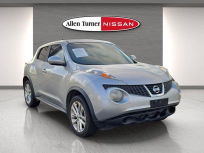 Used 2014 Nissan Juke SV w/ Navigation Package