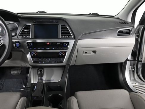 Used 2015 Hyundai Sonata Sport w/ Option Group 04 image 15