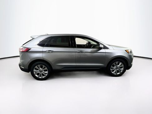 Used 2020 Ford Edge Titanium w/ Equipment Group 301A AWD/4WD image 4