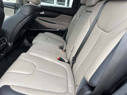Used 2023 Hyundai Santa Fe SEL w/ Premium Package FWD image 12