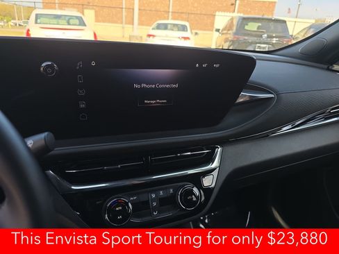 Used 2025 Buick Envista Sport Touring image 25
