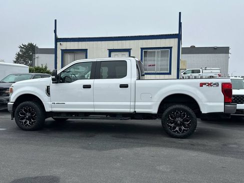 Used 2020 Ford F250 XLT w/ FX4 Off-Road Package AWD/4WD image 7