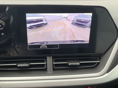 New 2026 Chevrolet Trax LS w/ LS Convenience Package image 31