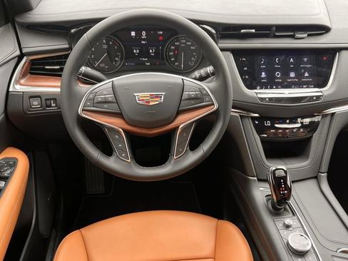 New 2026 Cadillac XT5 Premium Luxury image 10