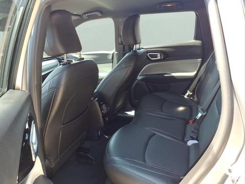 Used 2023 Jeep Compass Limited AWD/4WD image 11