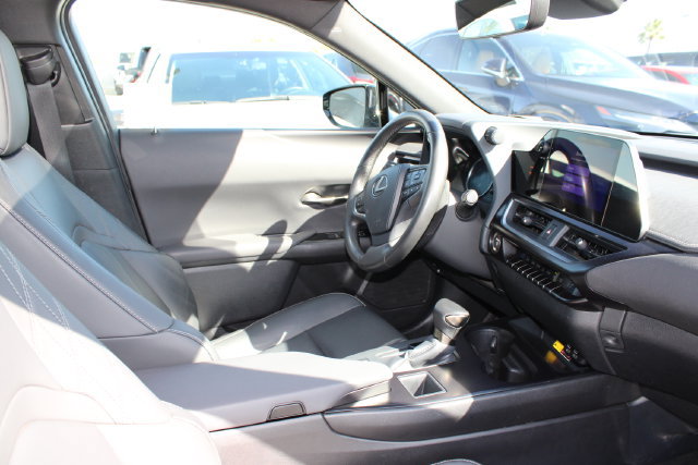 Certified 2024 Lexus UX 250h FWD image 5