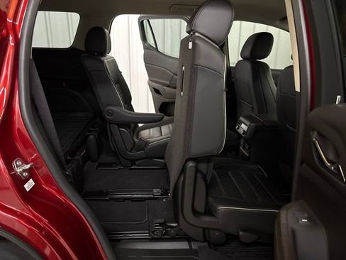 Used 2023 GMC Acadia Denali w/ Denali Technology Package AWD/4WD image 24