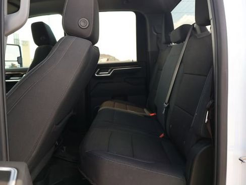 Used 2024 GMC Sierra 2500 SLE w/ SLE Value Package; AWD/4WD image 8