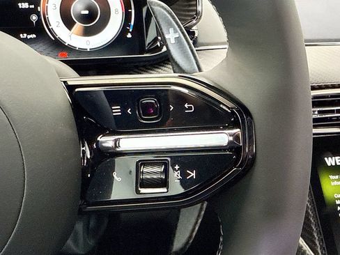 New 2026 Aston Martin Vanquish Convertible RWD image 21