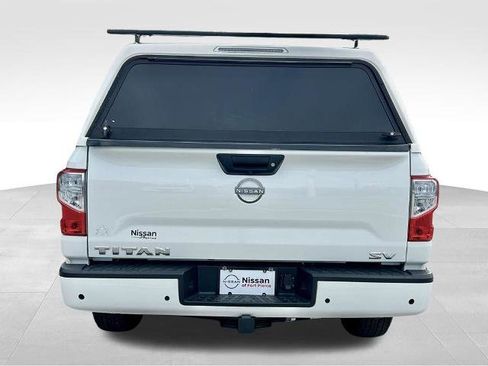 Certified 2023 Nissan Titan SV RWD image 8
