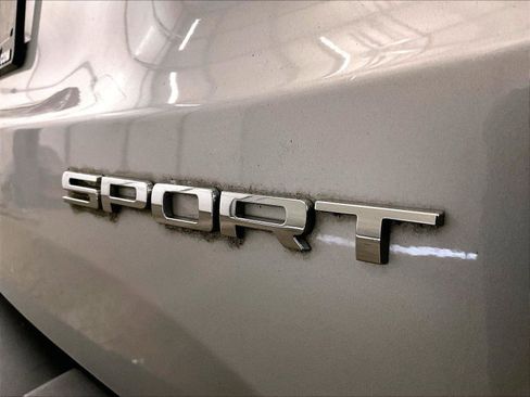 Used 2018 Jeep Renegade Sport w/ Power & Air Group AWD/4WD image 13
