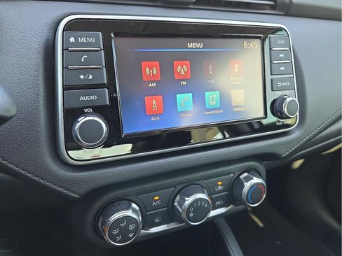 Used 2025 Nissan Versa S w/ S Plus Package FWD image 16