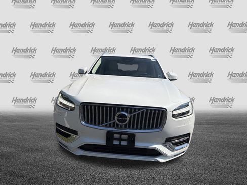 Certified 2023 Volvo XC90 B6 Ultimate AWD/4WD image 3