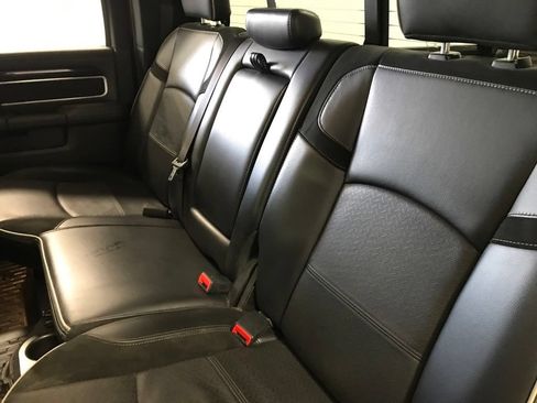 Used 2021 RAM 2500 Laramie w/ Night Edition AWD/4WD image 11