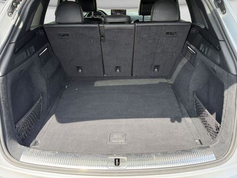 Used 2021 Audi SQ5 Premium Plus image 19