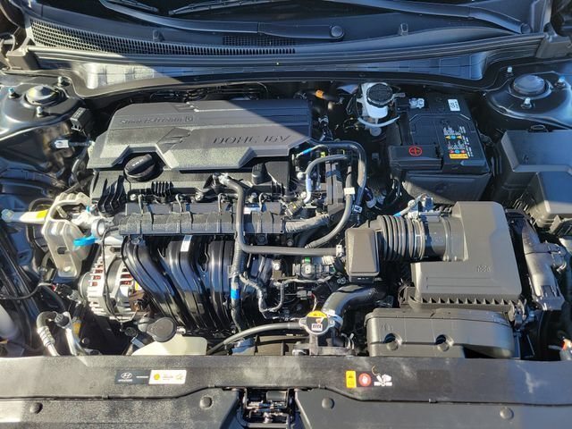 Certified 2026 Hyundai Elantra Sport w/ Cargo Package FWD image 31