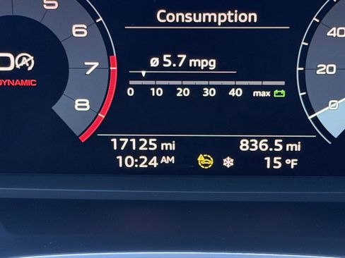 Used 2023 Audi Q3 2.0T Premium Plus w/ Premium Plus Package image 21