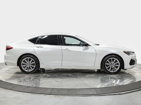 Used 2023 Acura TLX image 8