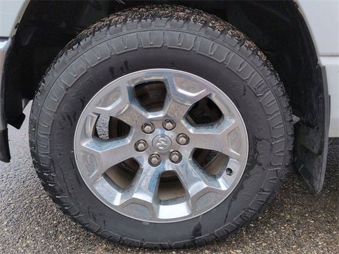 Used 2019 RAM 1500 Big Horn image 10