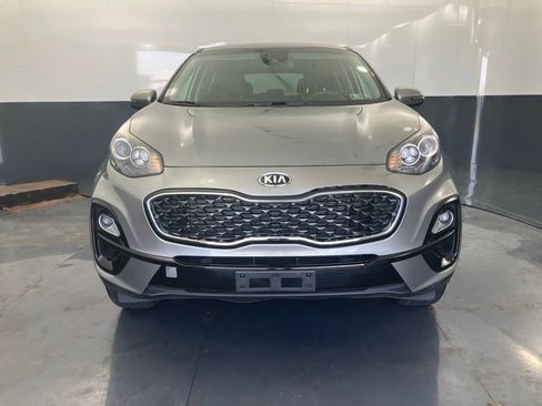 Used 2022 Kia Sportage LX w/ LX AWD Value Edition Package image 2