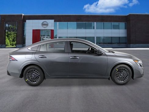 New 2026 Nissan Sentra SV w/ SV Convenience Package FWD image 6