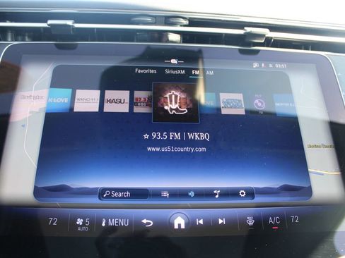 Used 2025 Mercedes-Benz E 350 Sedan image 43