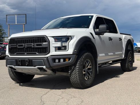 Used 2018 Ford F150 Raptor w/ Equipment Group 801A Mid AWD/4WD image 12