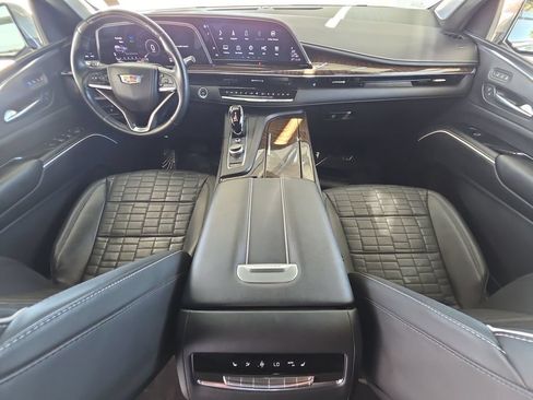 Used 2024 Cadillac Escalade Premium Luxury Platinum AWD/4WD image 21