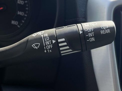 Used 2022 GMC Terrain SLE w/ Driver Convenience Package image 20