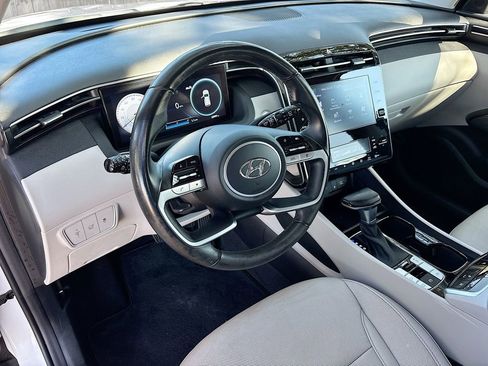 Used 2022 Hyundai Tucson SEL w/ Convenience + Premium Package image 9